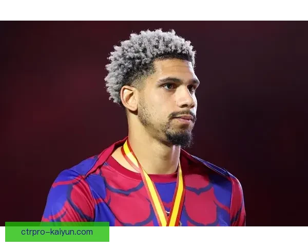 阿劳霍近期在球队中的数据贡献持续提升，状态回暖引发关注