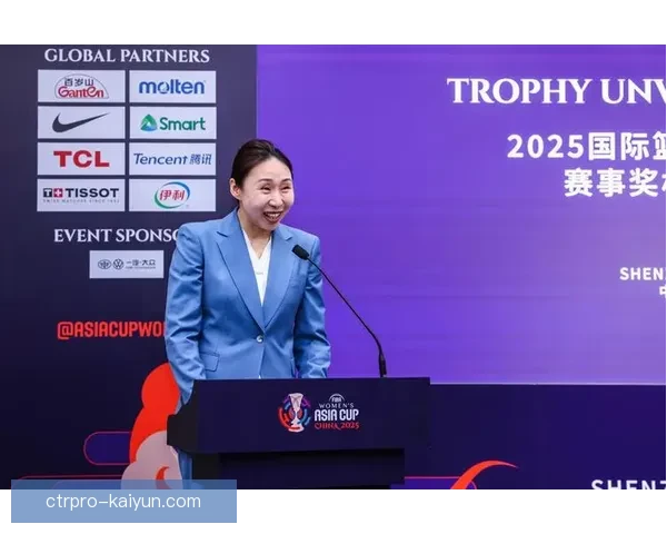 亚洲杯最佳新人表现稳健，未来潜力备受期待